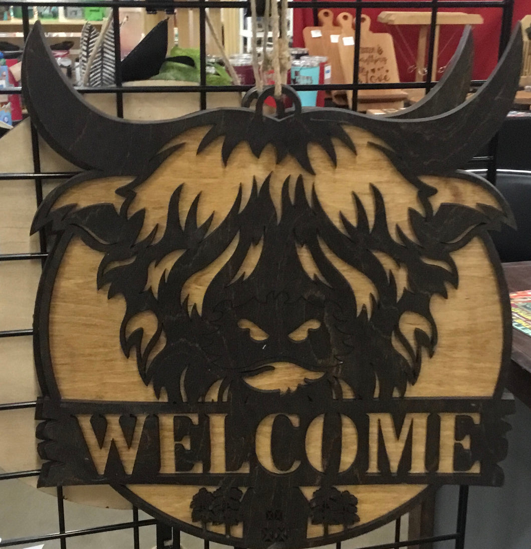 Large Highland Cow Welcome